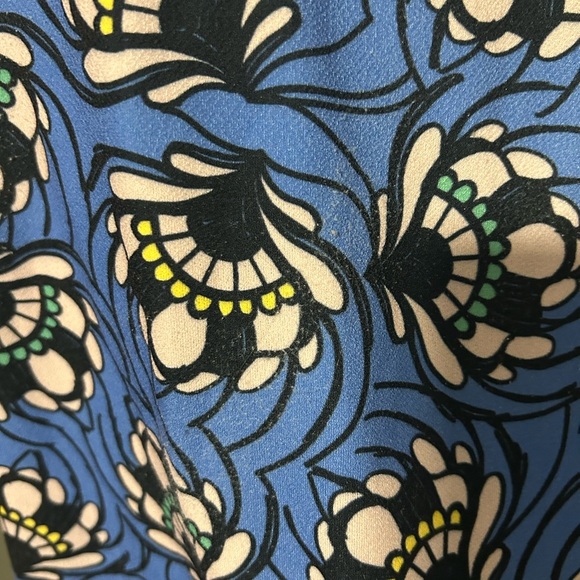 H&M Floral Blue and Pink Short Sleeve Tee - Picture 3 of 4